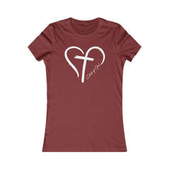 Camiseta favorita das mulheres com coração e cruz