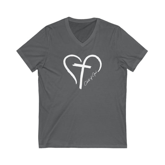 Camiseta masculina Heart and Cross de manga curta com decote em V